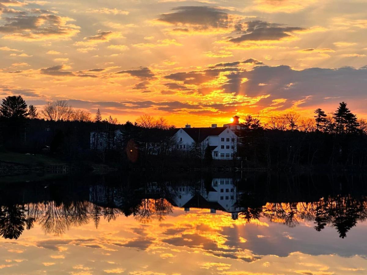 Welcome To The Lake Northwood Buitenkant foto