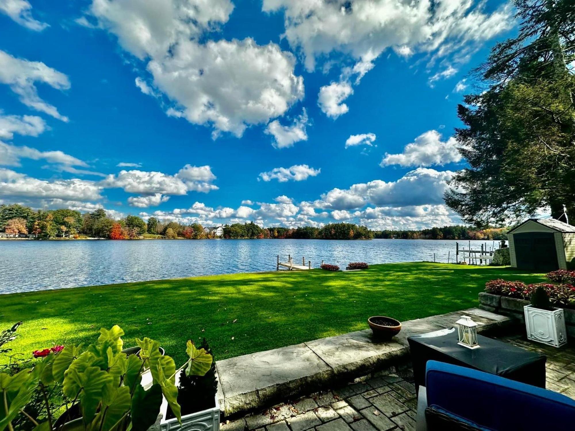 Welcome To The Lake Northwood Buitenkant foto